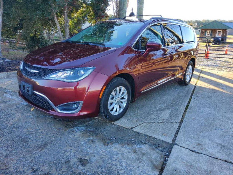 2017 Chrysler Pacifica Touring-L
