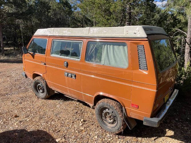 1982 Volkswagen L Passenger Van