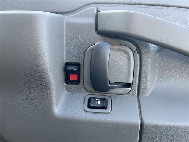 2023 Chevrolet Express 2500