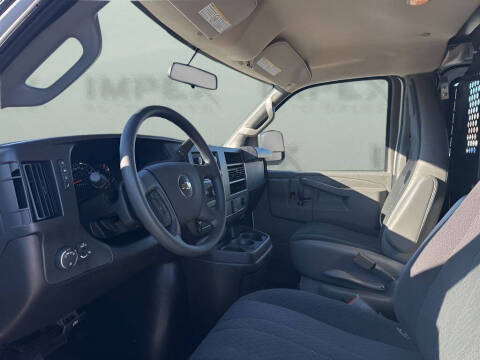 2024 Chevrolet Express 2500