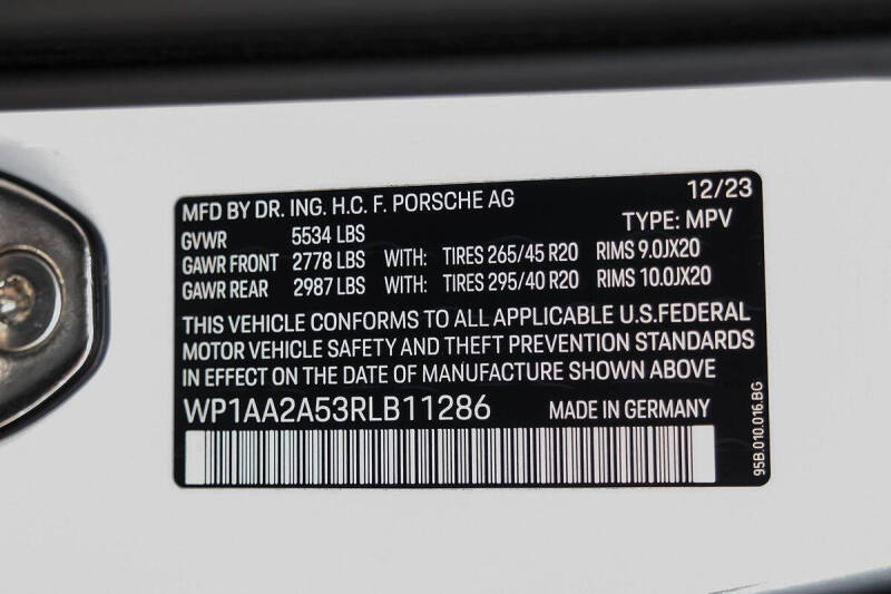2024 Porsche Macan