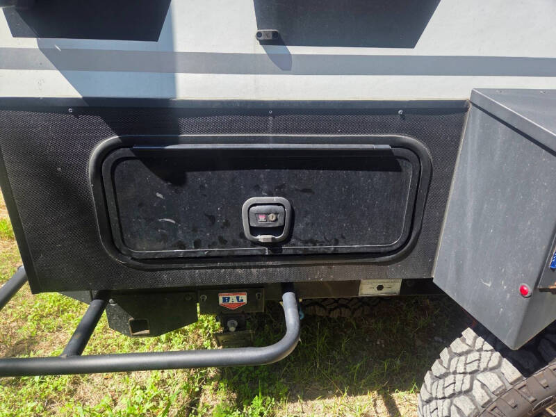 2023 Winnebago 100 SERIES HIKE