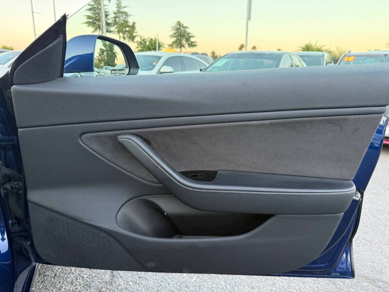 2018 Tesla Model 3 Mid Range