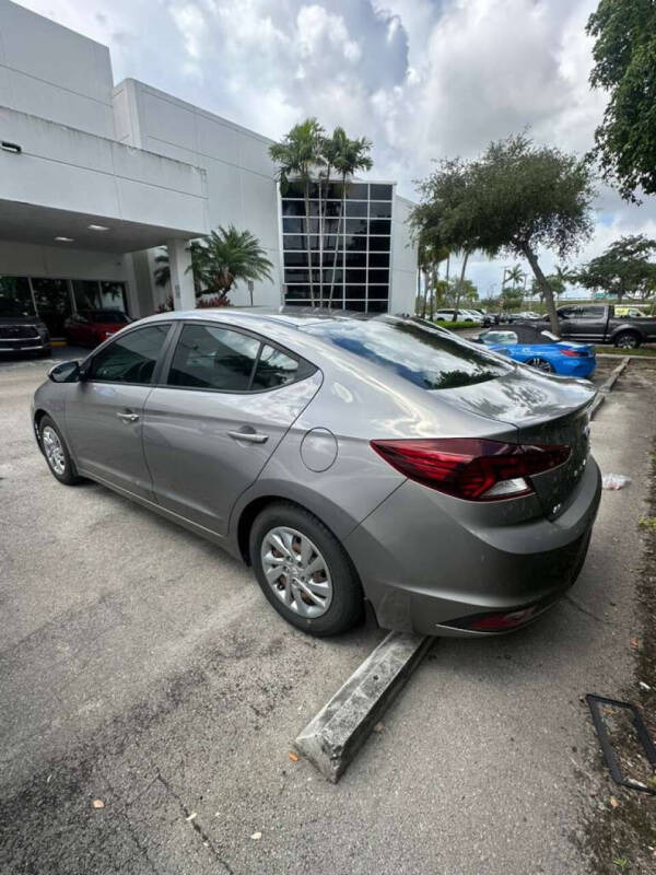 2020 Hyundai Elantra