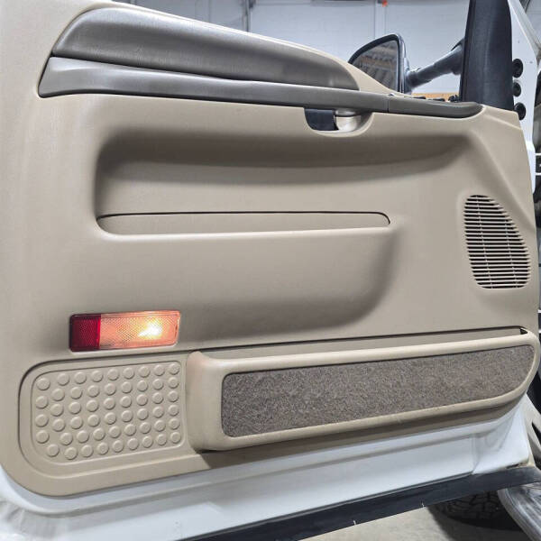 2000 Ford Excursion XLT