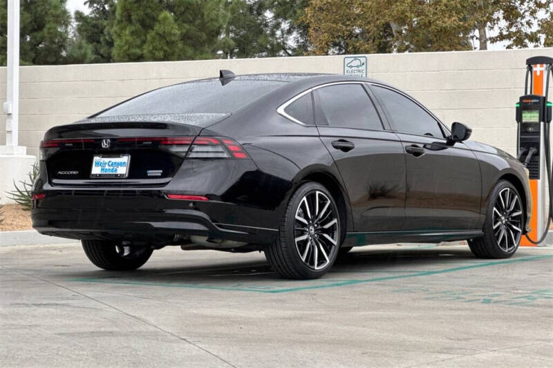 2025 Honda Accord Hybrid Touring