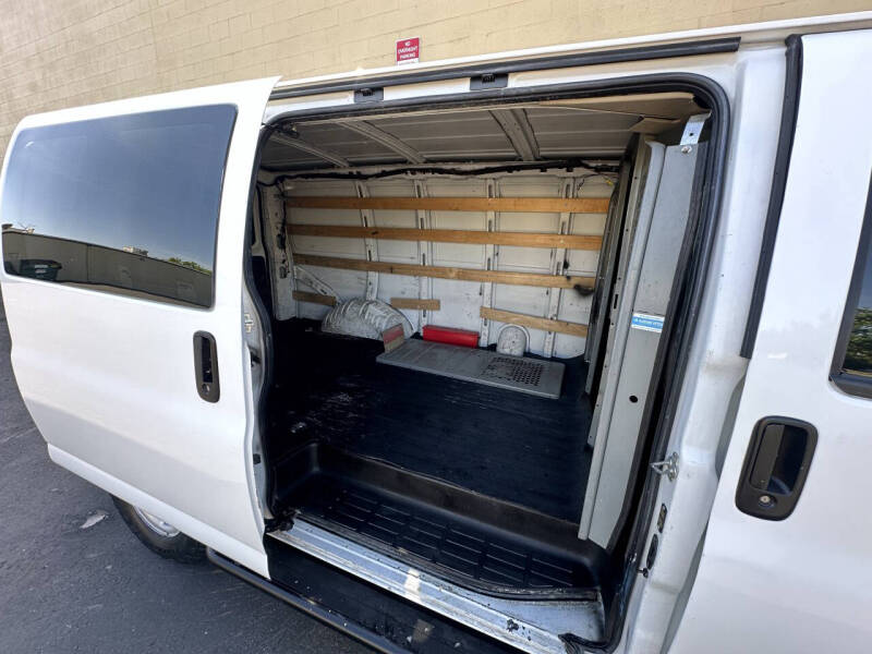 2018 Chevrolet Express 2500