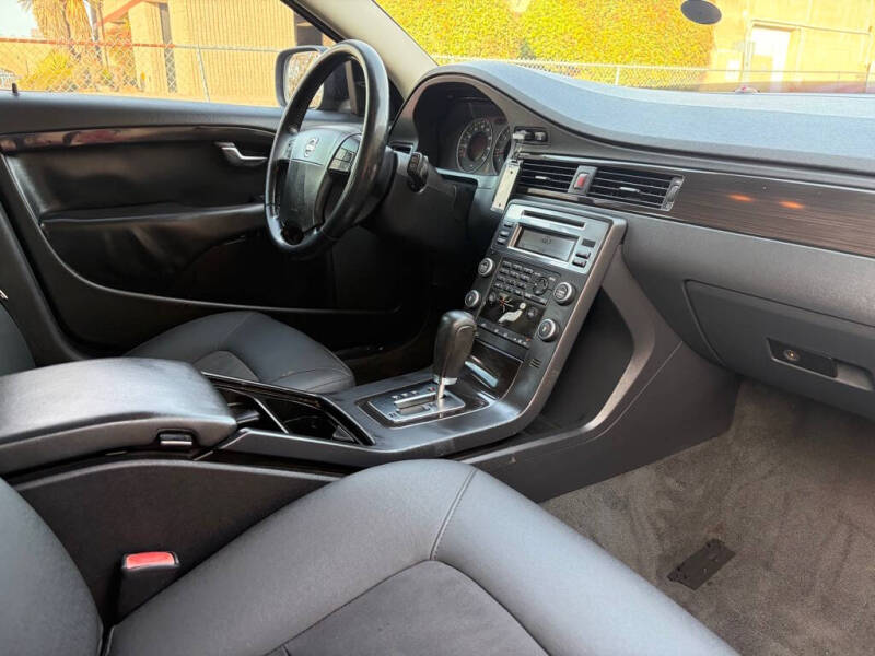 2008 Volvo XC70 3.2