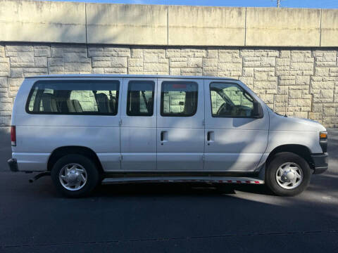 2014 Ford E-Series E-150