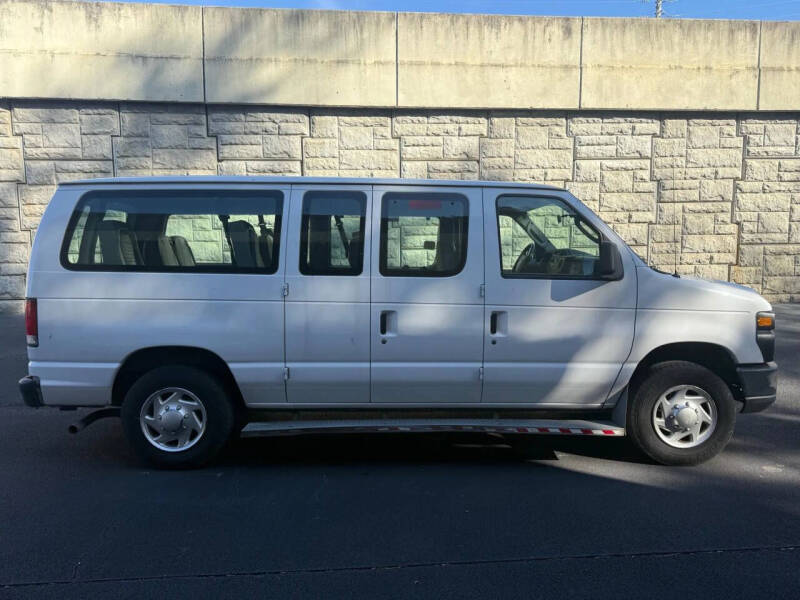 2014 Ford E-Series E-150