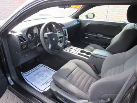 2010 Dodge Challenger SE