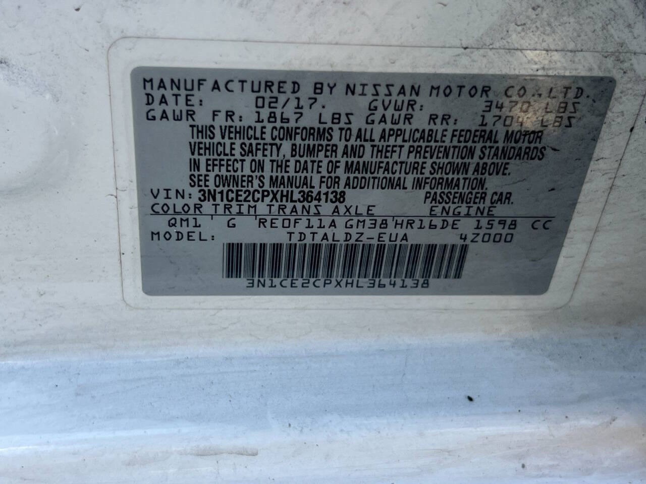 White 2017 Nissan Versa Note SV SV 4dr Hatchback 27