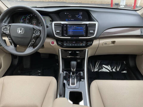 2017 Honda Accord Hybrid EX-L