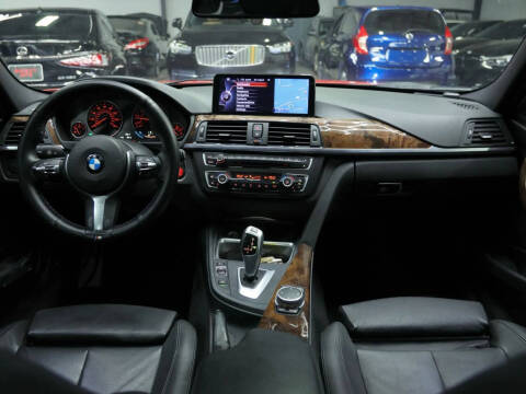 2015 BMW 3 Series 328i