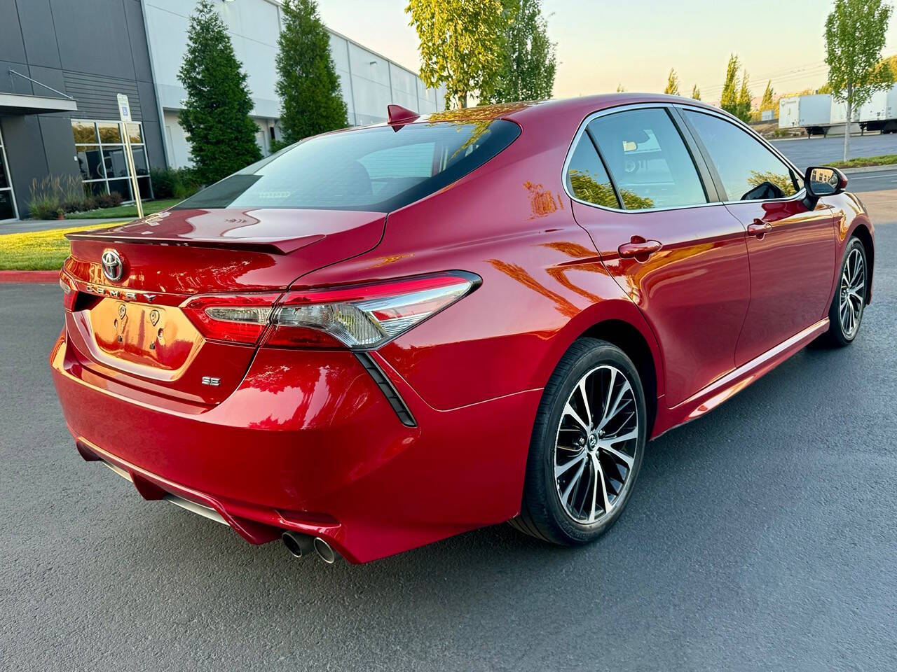 2019 Toyota Camry for sale at MISHA MASTER MOTORZ LLC in Portland, OR