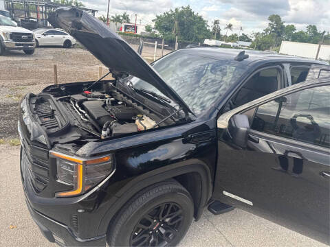 2023 GMC Sierra 1500