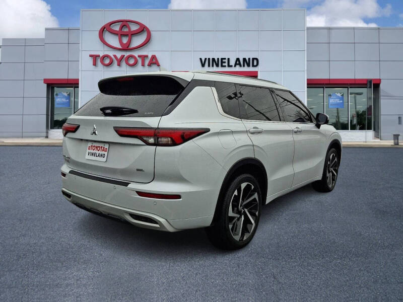 2024 Mitsubishi Outlander SEL