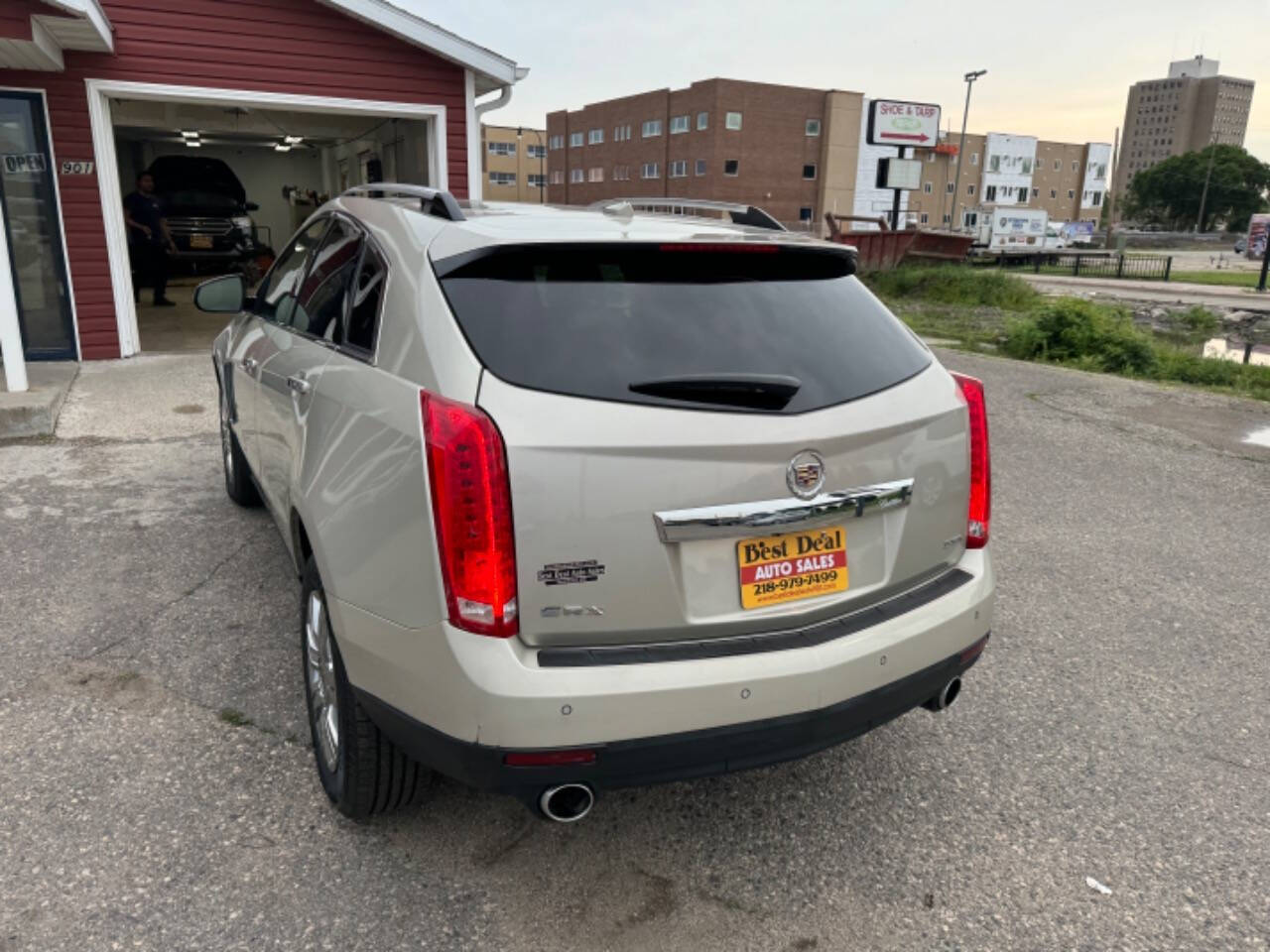 2013 Cadillac SRX for sale at BEST DEAL AUTO SALES in Moorhead, MN