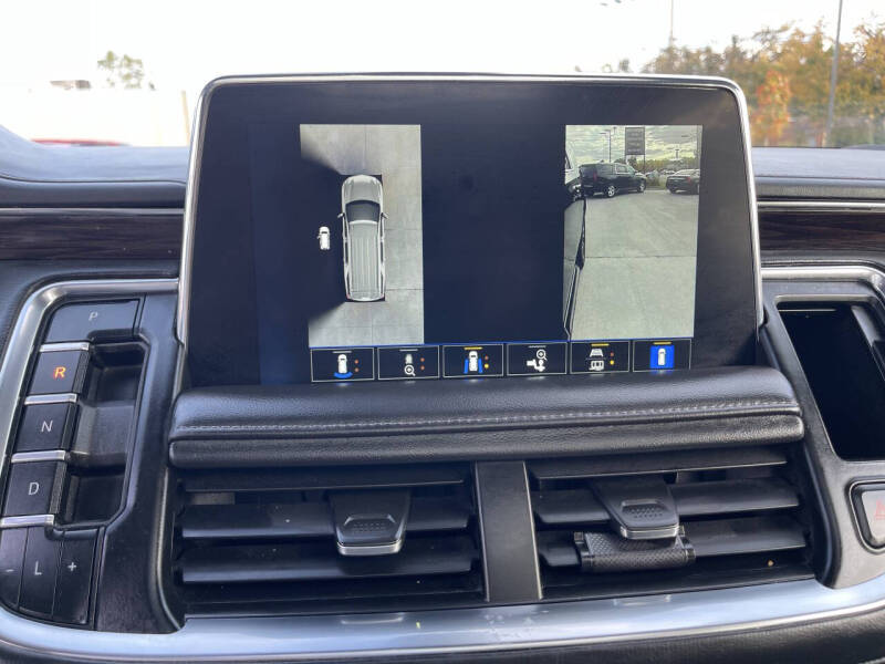 2022 Chevrolet Suburban LT