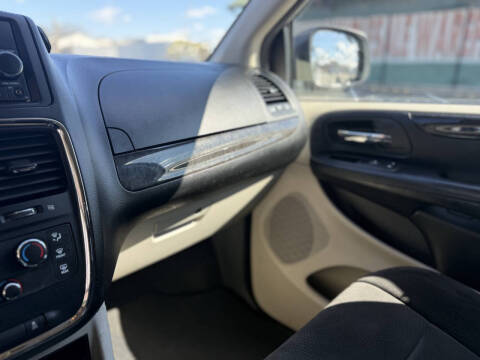 2012 Dodge Grand Caravan SXT