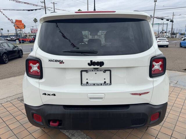 2023 Jeep Renegade Trailhawk