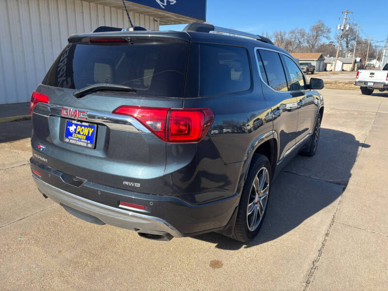 2019 GMC Acadia Denali