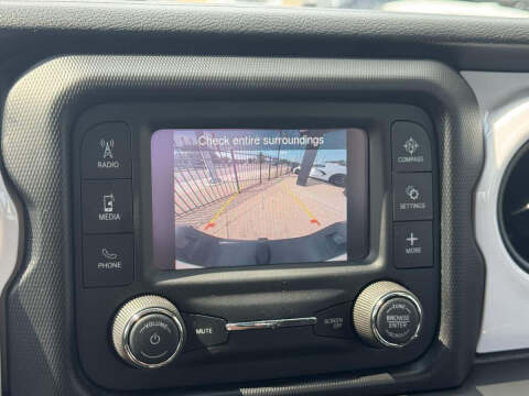 2021 Jeep Gladiator Sport