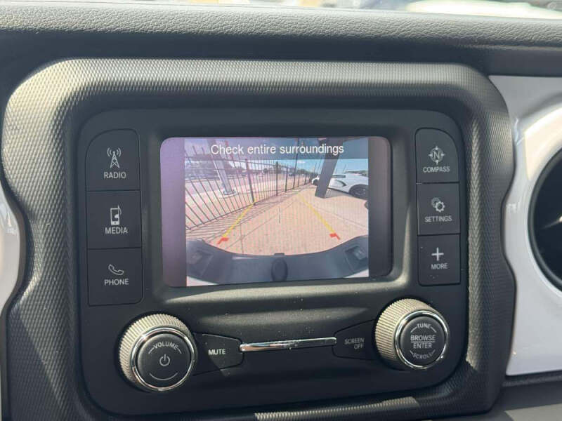 2021 Jeep Gladiator Sport