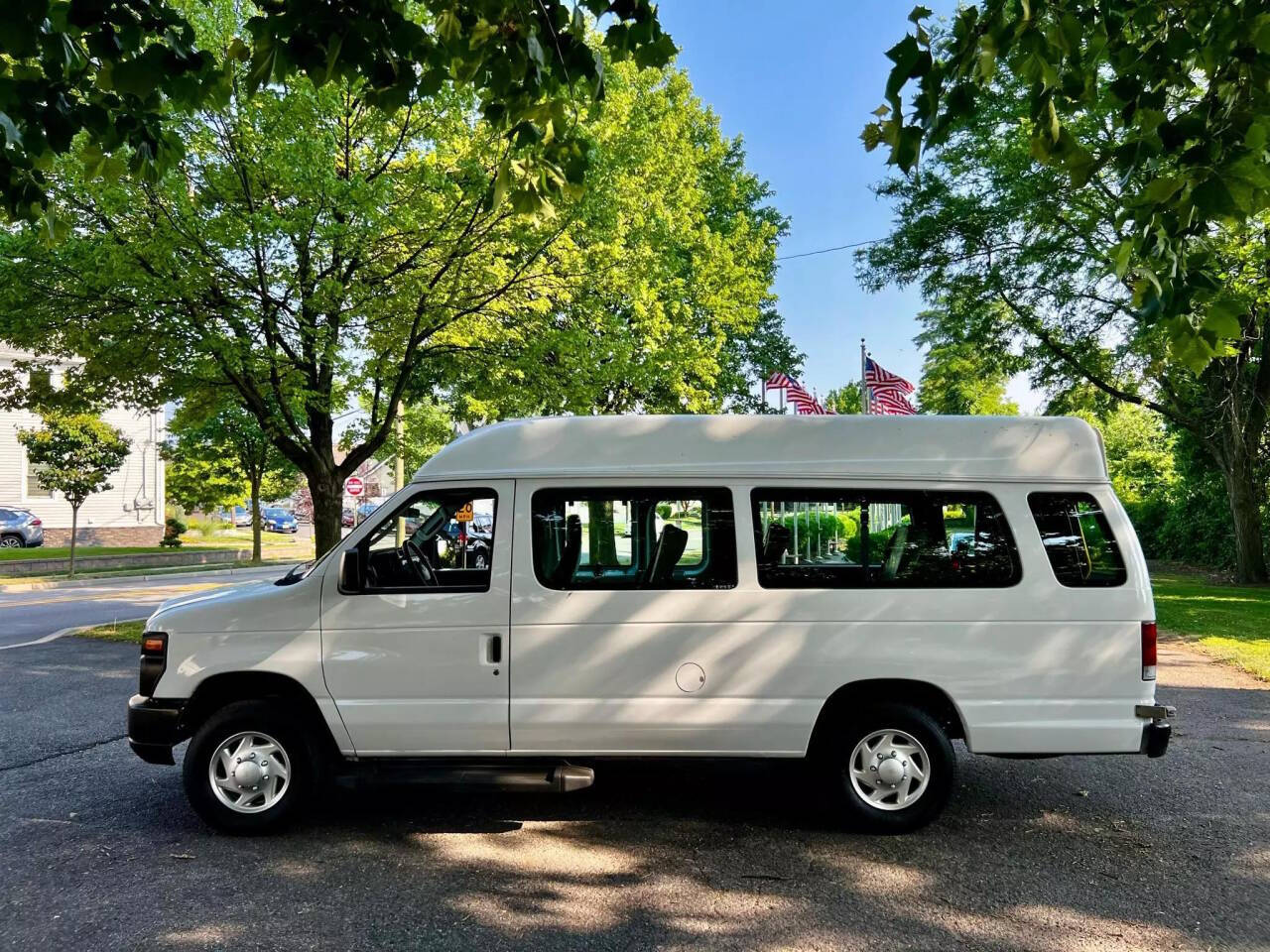 2007 Ford E-Series for sale at H&M Used Cars in Passaic, NJ