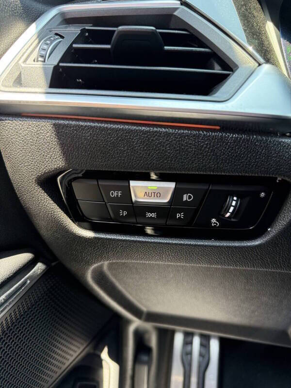 2022 BMW 3 Series 330i