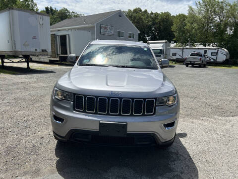 2019 Jeep Grand Cherokee Laredo E