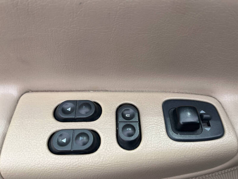 2000 Ford E-Series E-150