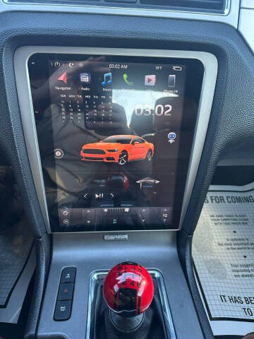 2013 Ford Mustang V6 Premium