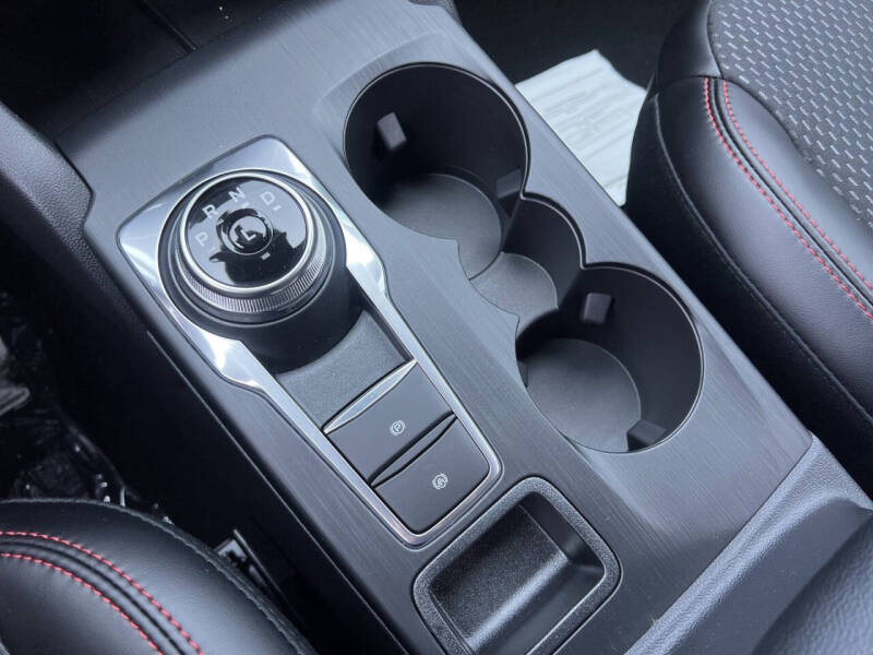 2025 Ford Escape ST-Line