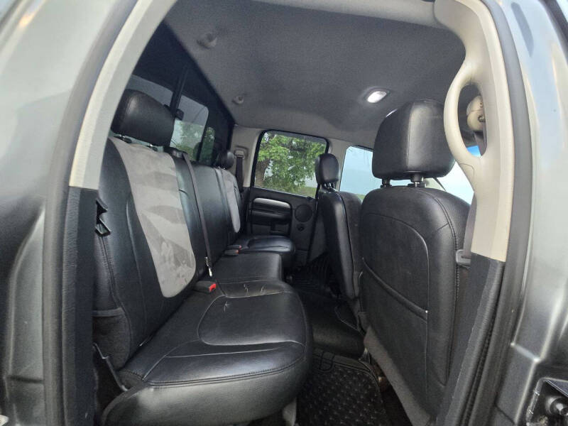 2005 Dodge Ram 2500 SLT
