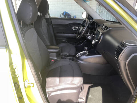 2018 Kia Soul +