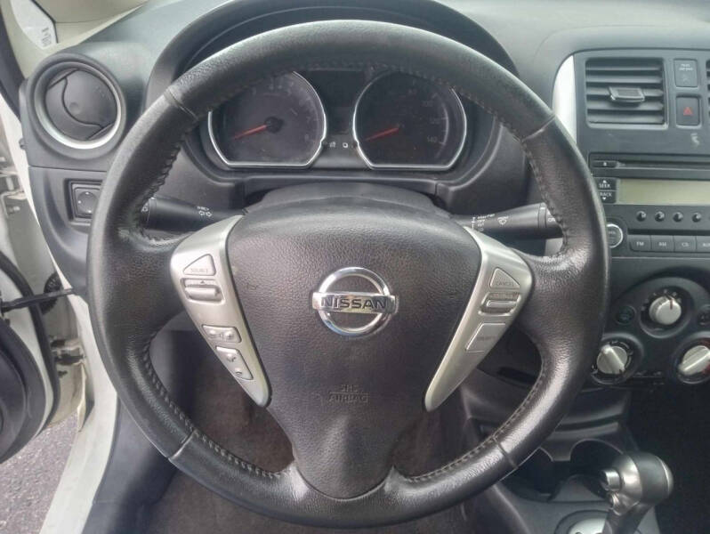 2014 Nissan Versa Note SV
