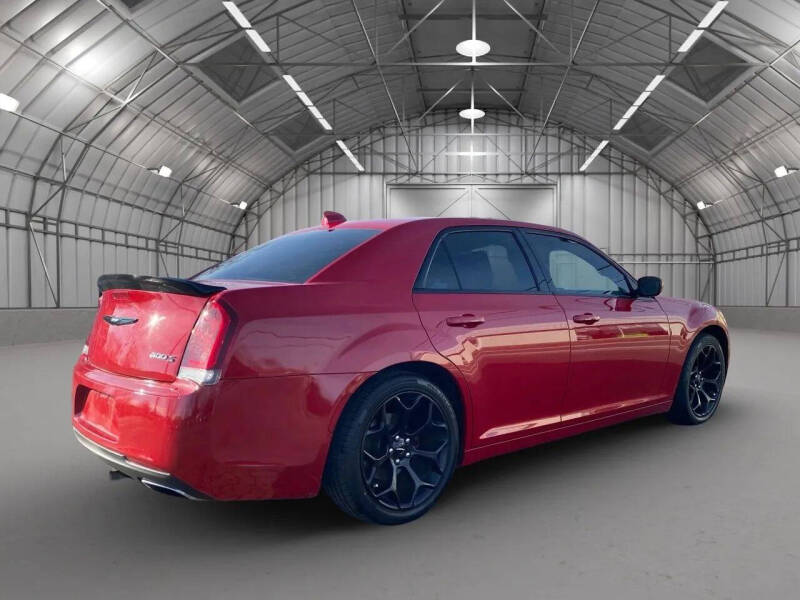 2017 Chrysler 300