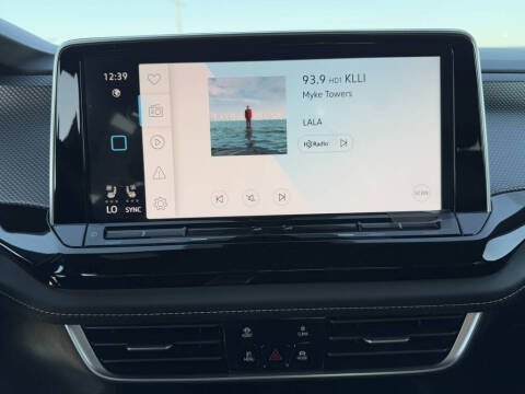 2026 Volkswagen Atlas Cross Sport SEL R-Line Black 4Motion