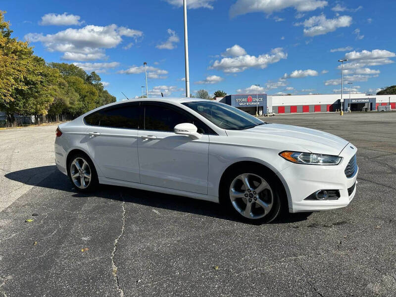 2014 Ford Fusion SE