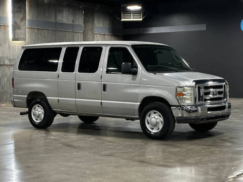2009 Ford E-Series E-350 SD XLT