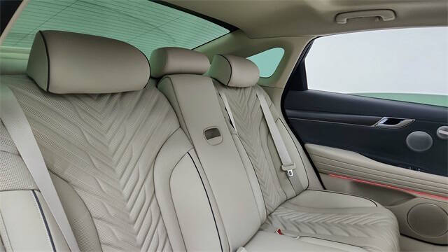 2025 Genesis G80 2.5T Sport Prestige