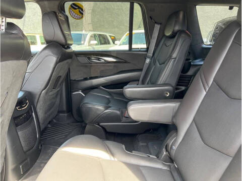 2019 Cadillac Escalade Platinum