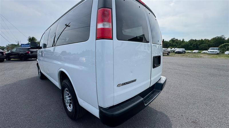 2017 Chevrolet Express LS 2500