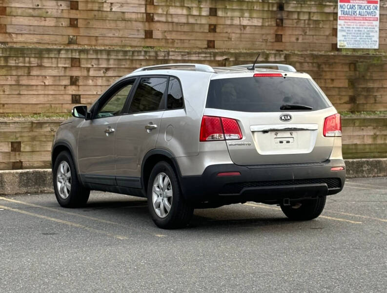 2013 Kia Sorento LX