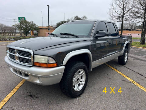 2004 Dodge Dakota for sale at SPEEDWAY MOTORS in Alexandria LA