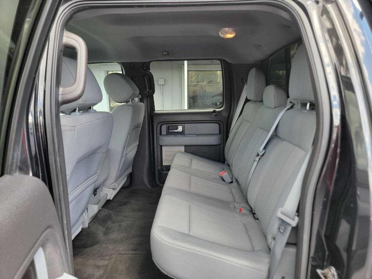 2014 FORD F-150 Pickup - $14,900