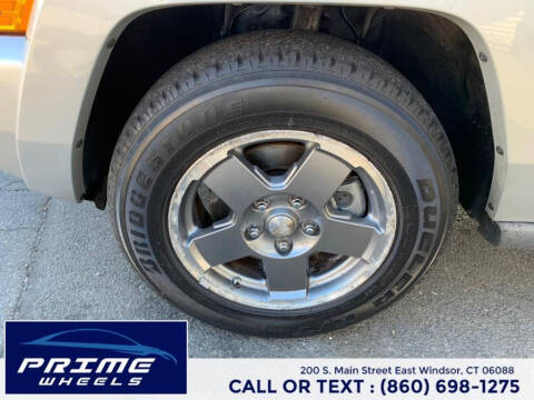 2007 Jeep Commander Sport