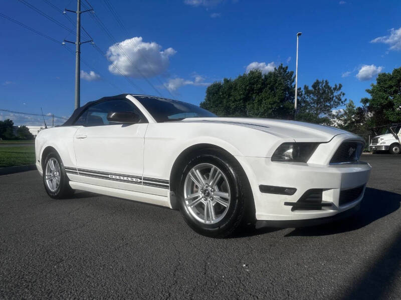 2013 Ford Mustang V6