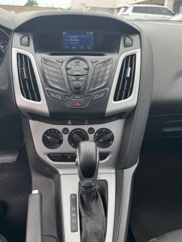 2014 Ford Focus SE